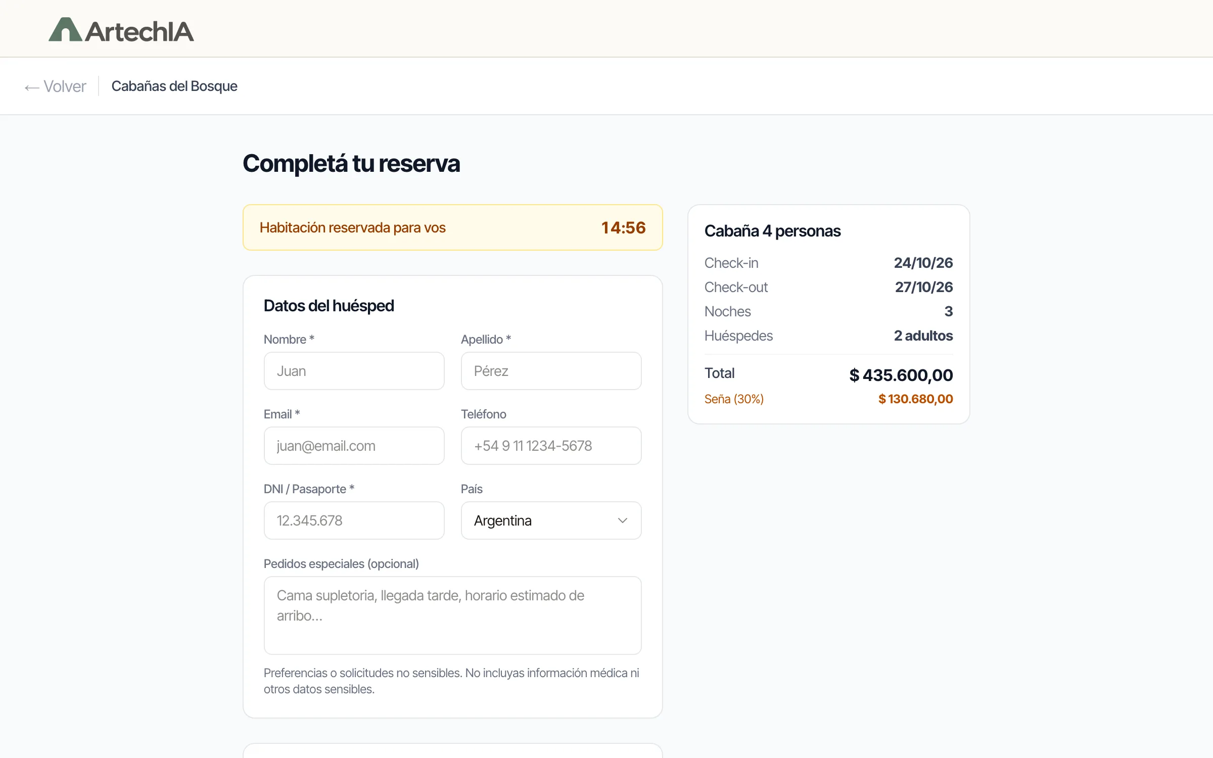 Página para completar la reserva con los datos del huésped y el resumen de la estadía